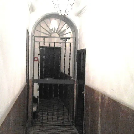 Genny Piazza Di Spagna Rom
